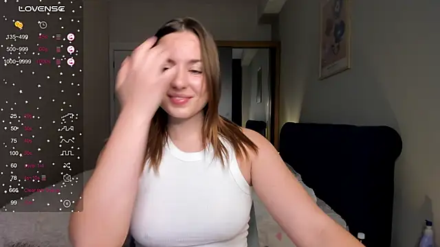 ThreeshaWhite online show from February 25, 5:04 pm