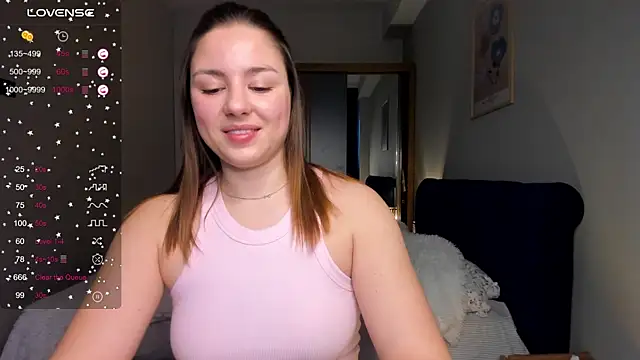 ThreeshaWhite online show from March 4, 5:21 am