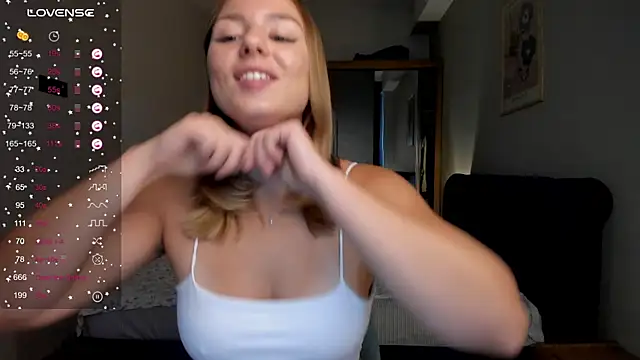 ThreeshaWhite online show from September 10, 4:56 am