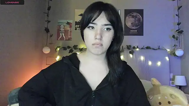 Anisawithlove online show from December 11, 5:04 pm