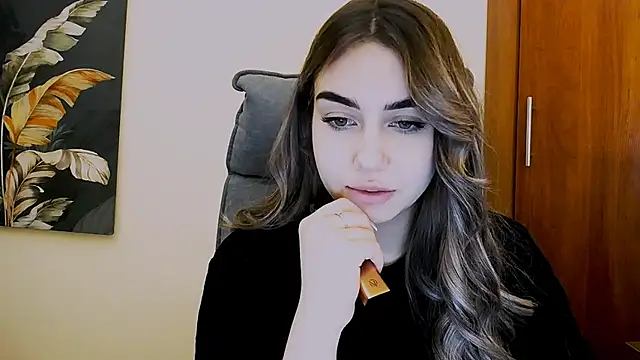 Lili magic online show from March 3, 1:20 pm