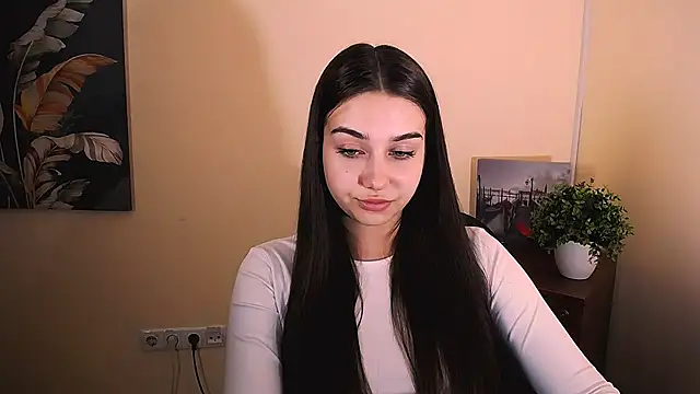 Lili magic online show from September 14, 12:15 pm