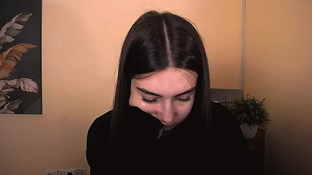 Lili magic online show from October 18, 7:20 am