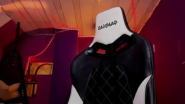 HalaanaTendeer online show from January 17, 11:59 am