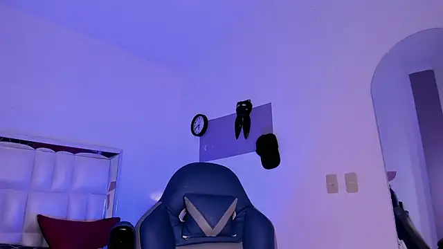 Niicky1  online show from February 25, 12:03 am