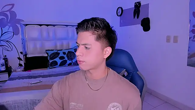 Niicky1  online show from March 1, 9:04 pm