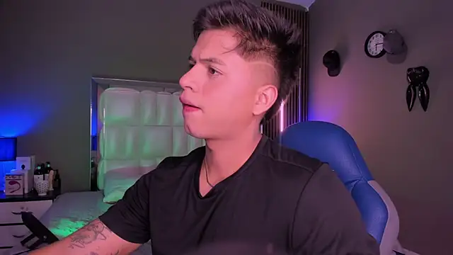 Niicky1  online show from September 14, 9:14 pm