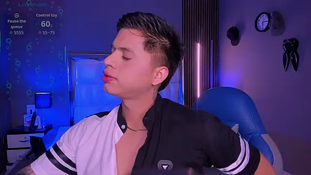 Niicky1  online show from October 5, 9:45 pm