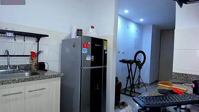 Snapshot of AbrilStivenson_ chatting on February 19, 2:12 am AbrilStivenson online show from February 19, 2:12 am