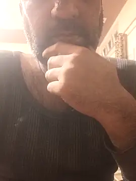 lund lol online show from March 6, 6:16 pm