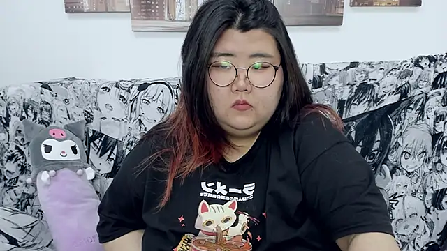 Snapshot of Nadine_asian chatting on December 14, 10:56 am Nadine asian online show from December 14, 10:56 am