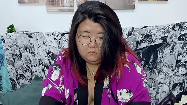 Snapshot of Nadine_asian chatting on December 28, 9:31 am Nadine asian online show from December 28, 9:31 am