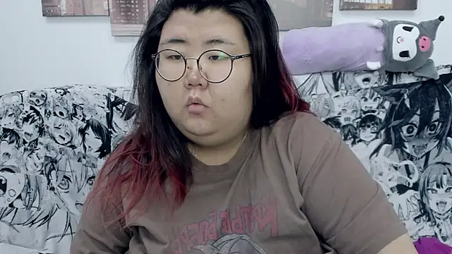 Snapshot of Nadine_asian chatting on December 31, 3:23 am Nadine asian online show from December 31, 3:23 am