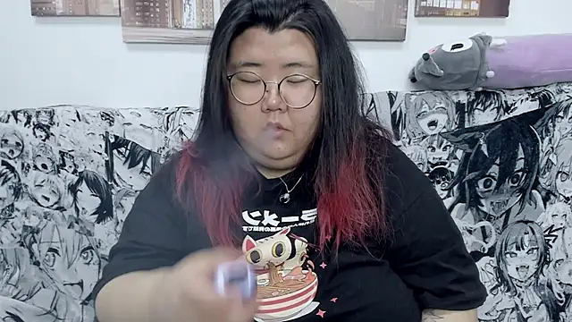 Snapshot of Nadine_asian chatting on January 3, 8:54 am Nadine asian online show from January 3, 8:54 am