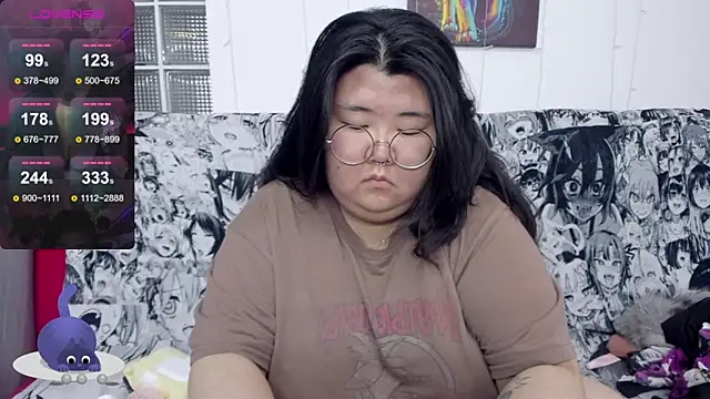 Snapshot of Nadine_asian chatting on September 21, 7:43 am Nadine asian online show from September 21, 7:43 am