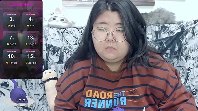 Snapshot of Nadine_asian chatting on October 4, 1:36 am Nadine asian online show from October 4, 1:36 am