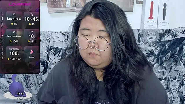 Snapshot of Nadine_asian chatting on October 17, 8:17 am Nadine asian online show from October 17, 8:17 am