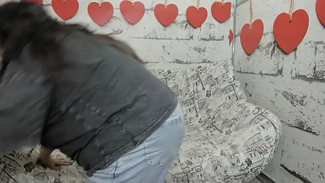 Snapshot of Nadine_asian chatting on November 29, 1:52 am Nadine asian online show from November 29, 1:52 am