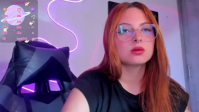 izyzys baker online show from February 13, 9:49 pm