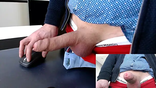 Snapshot of sperma_tributes chatting on February 25, 7:52 am sperma tributes online show from February 25, 7:52 am