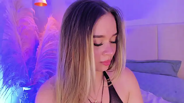 sofia pamela online show from March 1, 1:32 am