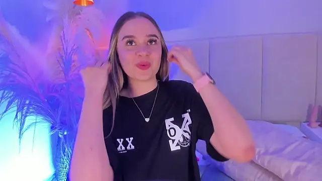 sofia pamela online show from March 11, 1:16 am