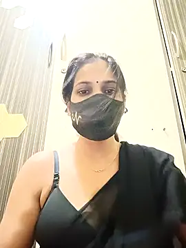 indianliza online show from January 17, 6:02 pm