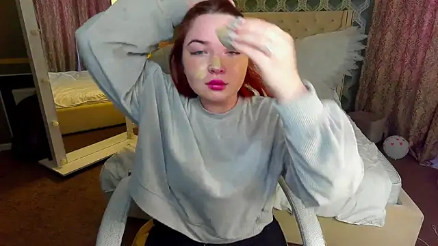 RosieMoons online show from March 9, 6:50 am