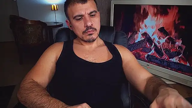 officeman7 online show from January 20, 5:06 pm