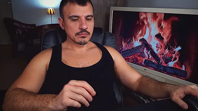 officeman7 online show from January 21, 4:16 pm