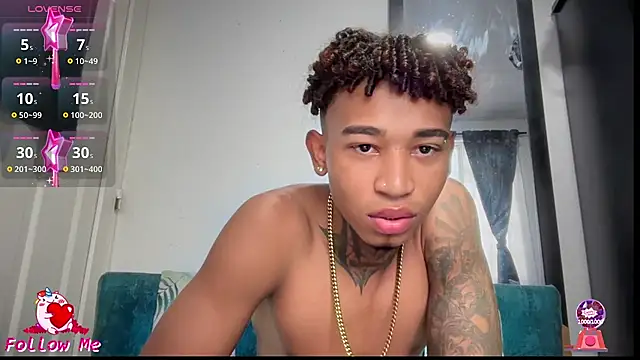 sexy blacks  online show from November 13, 12:15 pm