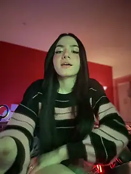 ShannonShanny online show from February 9, 8:45 pm