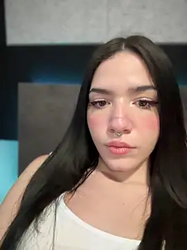 ShannonShanny online show from March 8, 5:22 pm