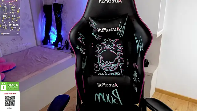 Latex Kitty online show from February 4, 8:38 pm