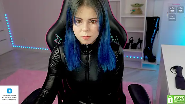 Latex Kitty online show from September 12, 10:26 am