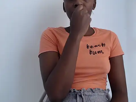 black   ghodess online show from September 29, 8:41 am