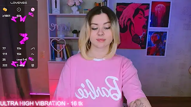 cutie mili online show from March 5, 10:33 am