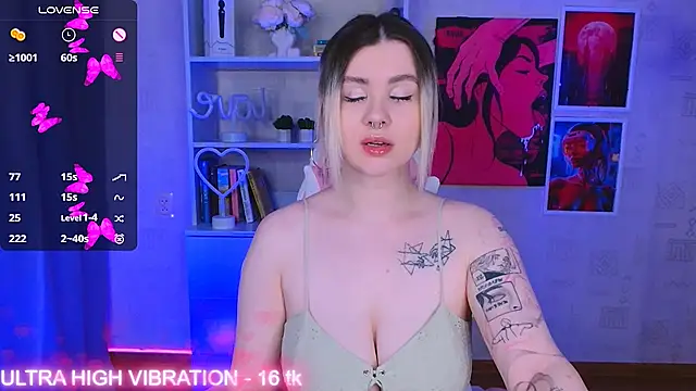 cutie mili online show from March 10, 5:11 am