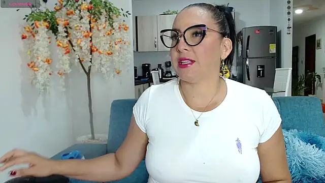 dakota johnson10 online show from October 5, 10:57 am