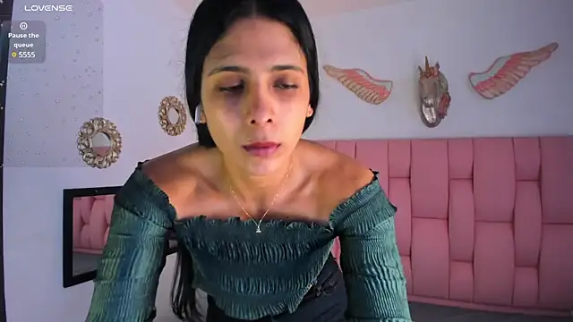 VeronikaOlsen online show from March 18, 12:36 pm