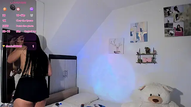 VeronikaOlsen online show from November 26, 1:23 pm