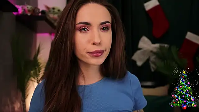 Snapshot of BabyYoda- chatting on December 24, 5:38 am BabyYoda- online show from December 24, 5:38 am