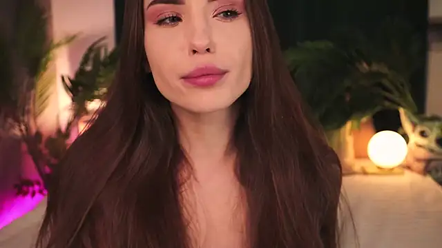 Snapshot of BabyYoda- chatting on March 12, 5:13 am BabyYoda- online show from March 12, 5:13 am