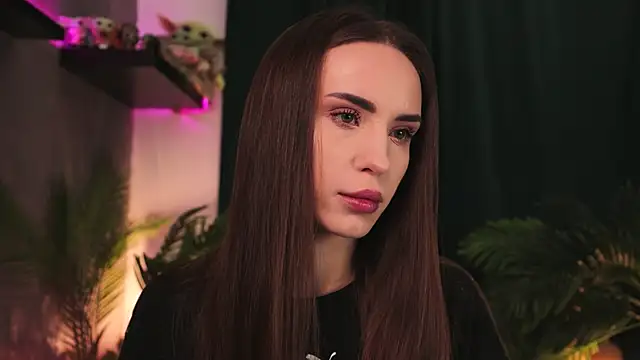 Snapshot of BabyYoda- chatting on March 13, 6:37 am BabyYoda- online show from March 13, 6:37 am