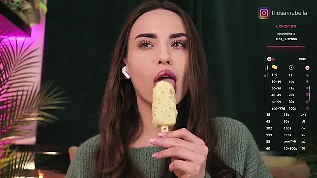 Snapshot of BabyYoda- chatting on October 4, 5:55 pm BabyYoda- online show from October 4, 5:55 pm