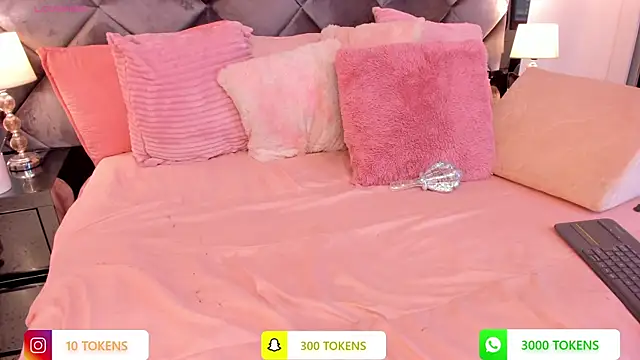 sofhiaa adaams online show from February 17, 8:36 pm