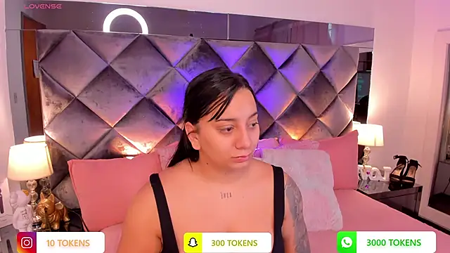 sofhiaa adaams online show from February 22, 5:13 pm