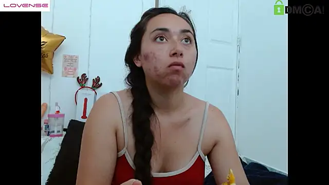 Hot Candy  online show from March 3, 2:59 pm