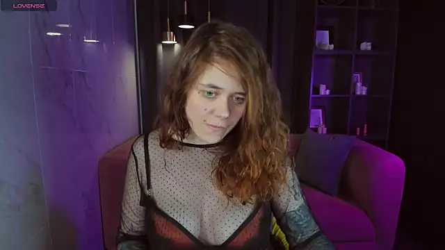 SophiePure online show from December 18, 11:45 am