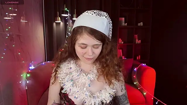 SophiePure online show from December 24, 7:33 pm